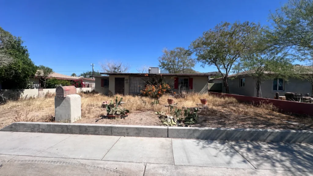 Brown Street property before renovation